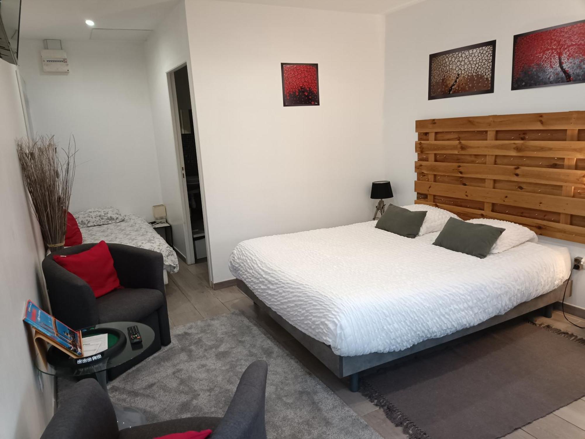 Chambre D'Hotes Les Macarons De Tata Sainte-Eulalie  Eksteriør billede