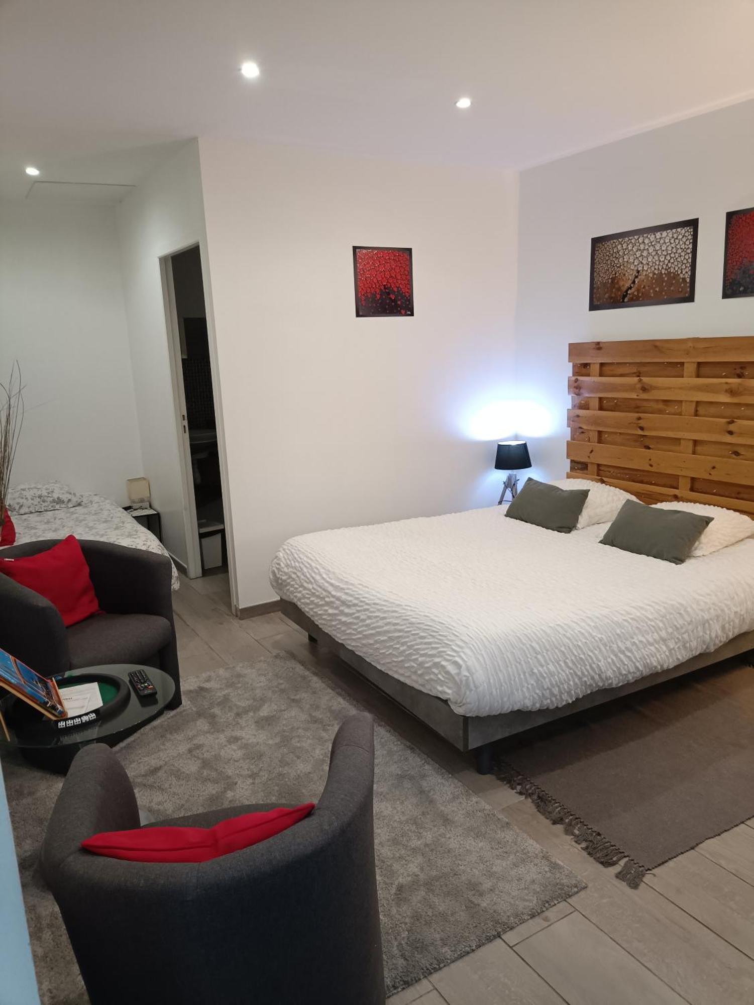 Chambre D'Hotes Les Macarons De Tata Sainte-Eulalie  Eksteriør billede